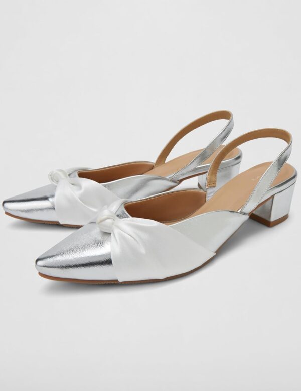 Van Heusen Women Buckle Heels