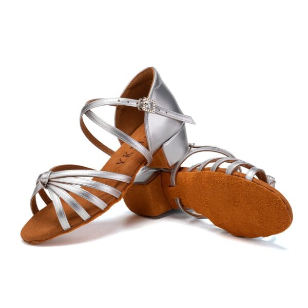 YKXLM Girls Latin Dance Shoes Kids Low Heels Tango Salsa Bal...