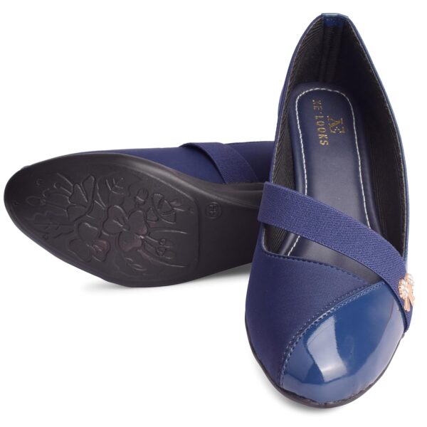 XE Looks Comfy Stylish Bellies for Women