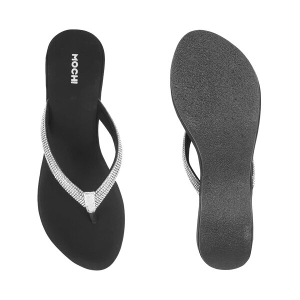 Mochi womens 35-4995-11 Wedge Sandal