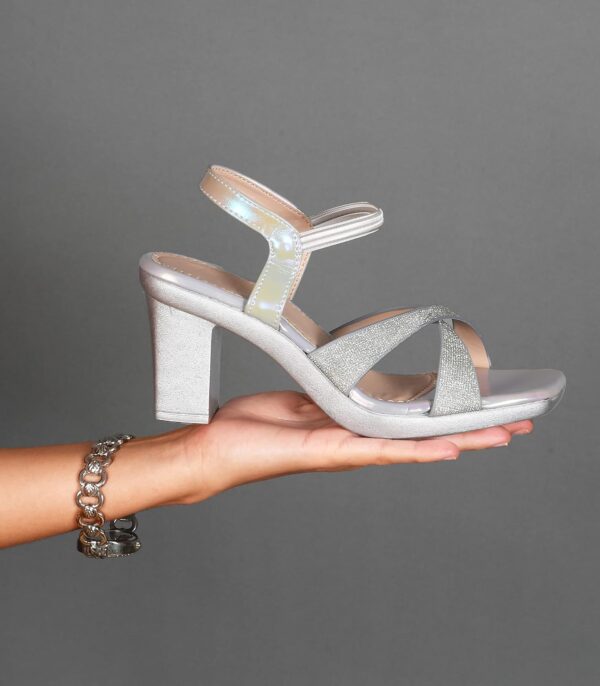 JM LOOKS Fashion Casual Block Heels Sandals With Solid Comfo...