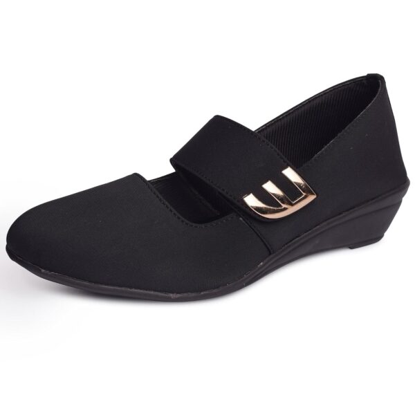 XE Looks Stylish Wedges Bellies for Women
